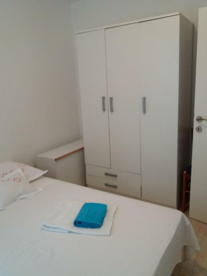 Apartment Fortuna Necujam Ngoại thất bức ảnh